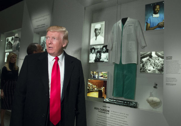 O presidente norte-americano Donald Trump em tour pelo Museu Nacional da Histria e Cultura Afroamericanas
