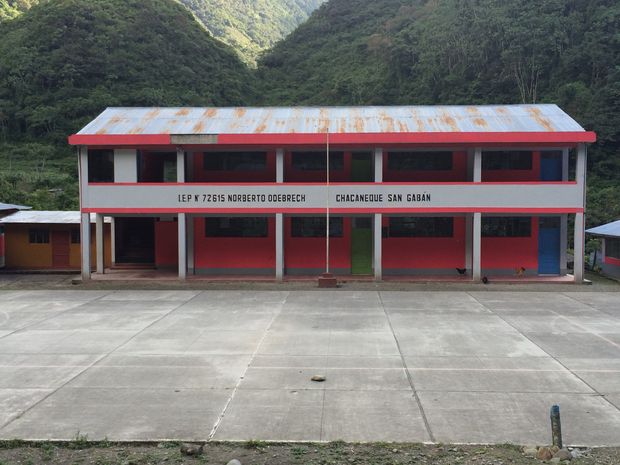 Escola homenageia Norberto Odebrecht em San Gabn, no Peru, onde empreiteira construiu usina