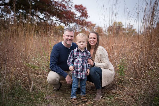 Todd e Katie Paulson, e seu filho Von, 4, aguardam mudanças no sistema de saúde dos EUA