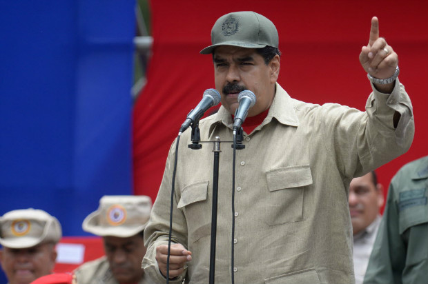 O presidente da Venezuela, Nicols Maduro, discursa em homenagem  Milcia Nacional Bolivariana