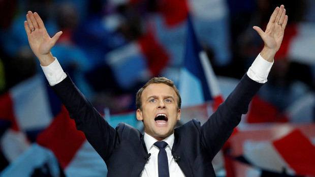 Centrista e favorito nas eleies, Macron defende maior integrao da zona do euro