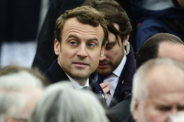 O presidente eleito da Frana, Emmanuel Macron, participa de cerimnia do Dia da Vitria na 2 Guerra 