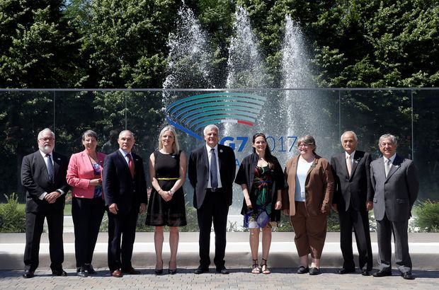 Environment ministers from the G7 group of industrialised nations pose for family photo during a meeting in Bologna, Italy June 11, 2017. REUTERS/Max Rossi ORG XMIT: SRE120