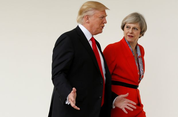 U.S. President Donald Trump escorts British Prime Minister Theresa May after their meeting at the White House in Washington, U.S., January 27, 2017. REUTERS/Kevin Lamarque ORG XMIT: WAS112