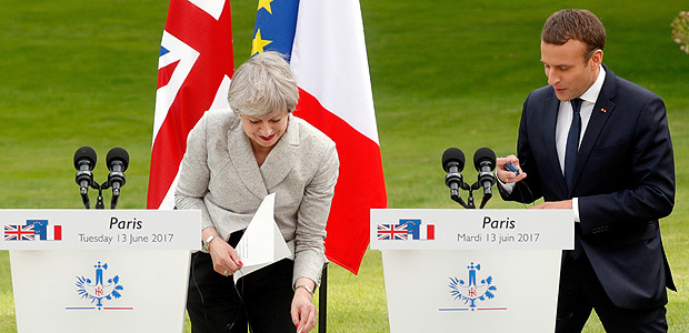 O presidente francs, Emmanuel Macron, durante encontro com a primeira-ministra britnica, Theresa May