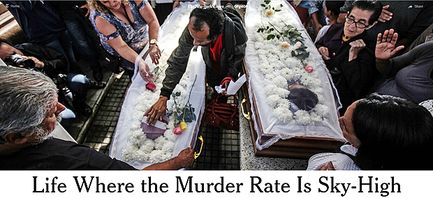 Em artigo no 'New York Times', com foto de mortos em operao da polcia no Rio, 'A vida onde a taxa de homicdios est nas alturas