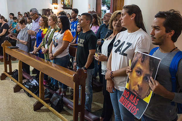 Missa em mem�ria de venezuelanos mortos durante protesto. 