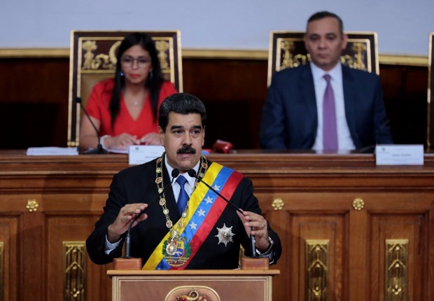 O presidente da Venezuela, Nicols Maduro, discursa durante sesso da Constituinte nesta quinta (7)