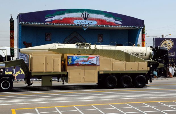 The new Iranian long range missile Khoramshahr is displayed during the annual military parade marking the anniversary of the outbreak of its devastating 1980-1988 war with Saddam Hussein's Iraq, on September 22,2017 in Tehran, President Hassan Rouhani vowed that Iran would boost its ballistic missile capabilities despite criticism from the United States and also France. / AFP PHOTO / str ORG XMIT: IRN02