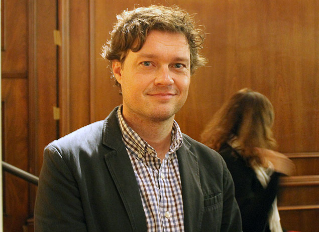 Evan Ratliff, fundador do Atavist, em evento de jornalismo promovido pela revista "piauí" em 2014