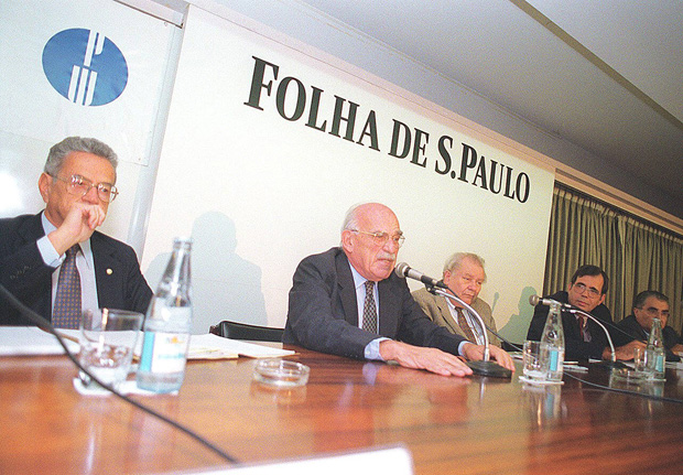 Debate sobre crise energtica, na Folha: O deputado Eliseu Resende, Antonio Dias Leite, professor da UFRJ e autor do livro 