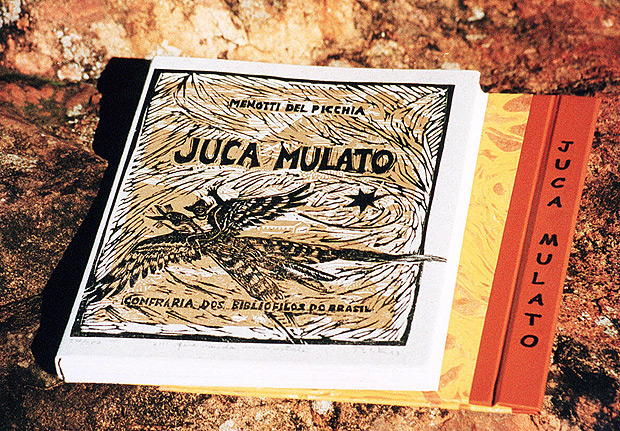 Exemplar do livro "Juca Mulato", do escritor Menotti del Picchia, terceiro t�tulo lan�ado pela Confraria dos Bibli�filos. [FSP-Ilustrada-23.12.97]*** N�O UTILIZAR SEM ANTES CHECAR CR�DITO E LEGENDA***