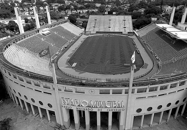 SAO PAULO,SP BRASIL- 07-03-2017 :Vista do estadio do Pacaembu, na praca Charles Miller, em Sao paulo. Prefeitura quer . ( Foto: Joel Silva/Folhatrazer mais jogos para o estadio, que vem perdendo partidas. press ) ***COTIDIANO*** ( ***EXCLUSIVO FOLHA***)