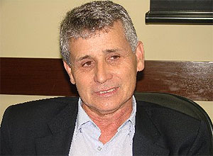 O ex-tucano Coca Ferraz, professor da USP e filiado ao PDT, será o  vice na chapa de Mercadante (PT)