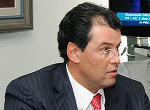 Eduardo Braga (PMDB-AM), novo líder do governo no Senado