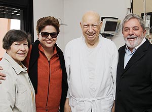 Lula e Dilma visitam Alencar e a mulher dele, Mariza