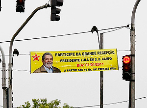 Festa ser na frente do edifcio de Lula, em So Bernardo (ABC)