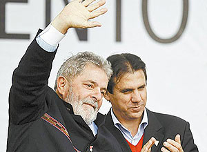 Lula e o prefeito Luiz Marinho durante inauguração de UPA