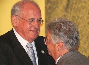 FHC recebe homenagem em Brasília por seus 80 anos e recebe os cumprimentos do ministro Nelson Jobim