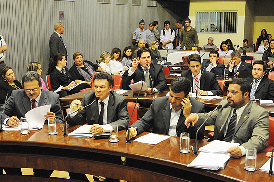 Deputados se renem no Conselho de tica da Assembleia Legislativa de So Paulo para discutir emendas
