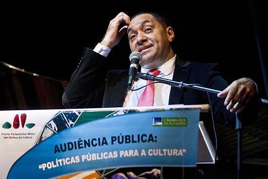 Deputado Tiririca faz seu primeiro discurso em audiência pública que aconteceu na Funarte, em São Paulo