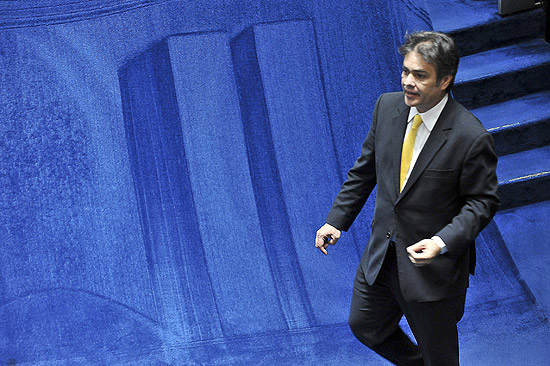 Braslia - Cssio Cunha Lima toma posse no cargo de senador aps aprovao de relatrio pela Mesa Diretora da Casa. Ele substitui Wilson Santiago 