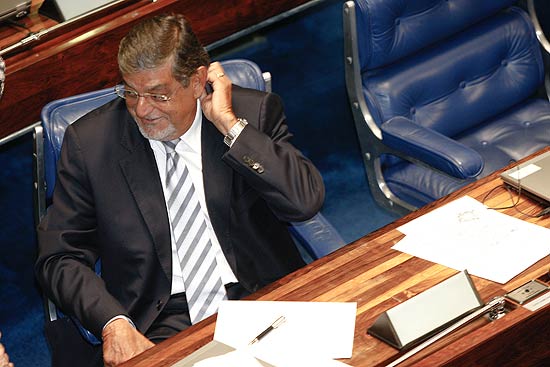 Lder da oposio no Senado, Mrio Couto (PSDB-PA), durante sesso no Senado