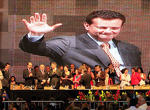 O prefeito de São Paulo, Gilberto Kassab (PSD), foi vaiado ao comparecer no <br>encontro nacional do PT, em Brasília