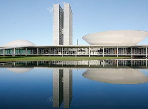 BRASLIA, DF, 15.04.2006: BRASLIA 50 ANOS - Vista do Congresso Nacional. (Foto: Lula Marques/Folha Imagem/Folhapress)