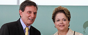 Dilma e o novo ministro da Pesca, Marcelo Crivella (Roberto Stuckert Filho/Divulgação PR) Dilma e o novo ministro da Pesca, Marcelo Crivella (Roberto Stuckert Filho/Divulgação PR)
