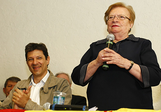 Fernando Haddad e Luiza Erundina em evento em que PSB anunciou apoio ao petista