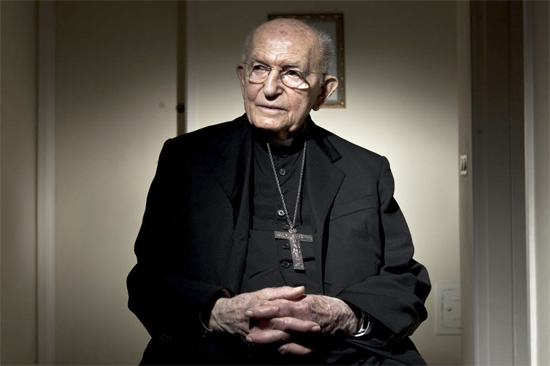 O cardeal dom Eugenio Sales no Rio, em foto tirada em 26 de outubro 2010