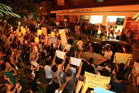 Protesto em culto de Feliciano em Ribeirão Preto