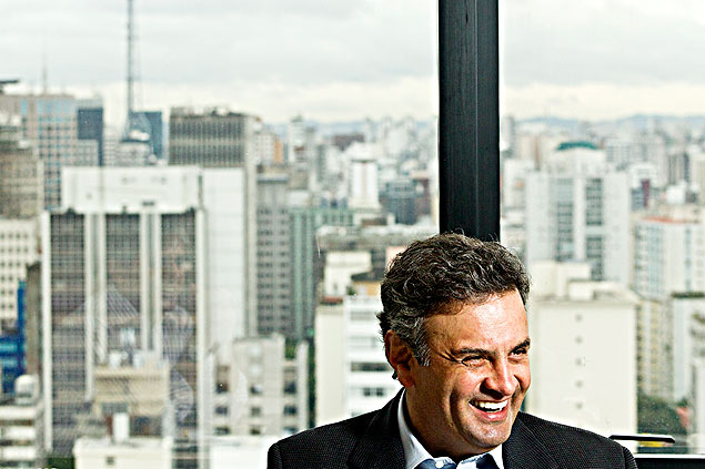 O senador Aécio Neves (PSDB-MG) durante a entrevista na sexta, em um hotel de São Paulo