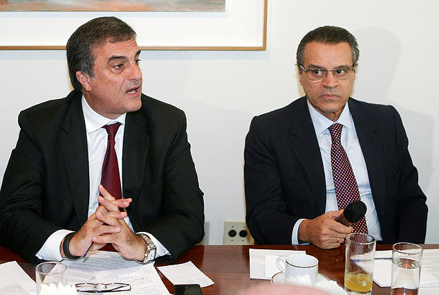 O ministro da Justia, Jos Eduardo Cardozo, e o presidente da Cmara,, Henrique Eduardo Alves, fazem reunio para tratar da PEC 37