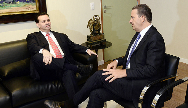 Governador Eduardo Campos (PSB) e o ex-prefeito Gilberto Kassab (PSD), durante encontro na sede do governo de Pernambuco