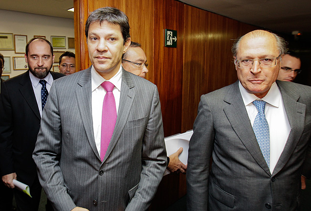 Fernando Haddad, prefeito de So Paulo, e Geraldo Alckmin, governador de So Paulo, aps participarem de reunio com o ministro Luiz Fux no Supremo tribunal Federal