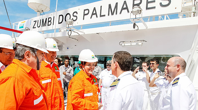 Dilma Rousseff durante a Cerimnia da 1 Viagem do Navio Zumbi dos Palmares