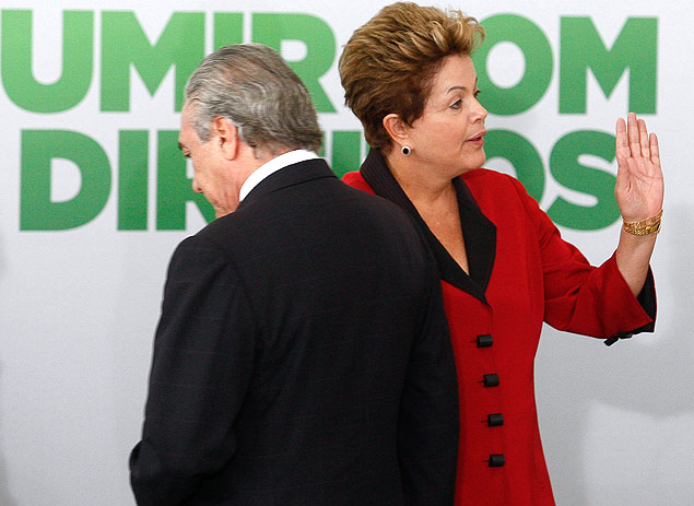 Dilma Rousseff e Michel Temer participam de cerimnia no Palcio do Planalto. 