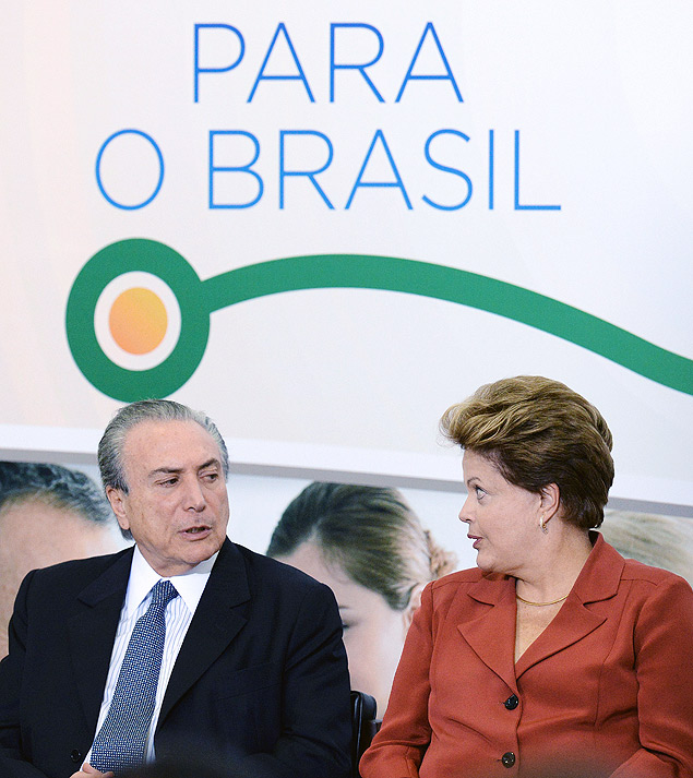 Dilma e o vice-presidente Michel Temer durante anncio de medidas para a rea da sade