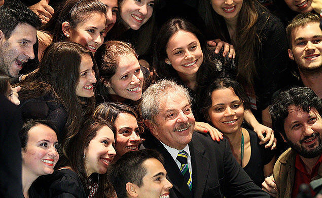O ex-presidente Luiz Inácio Lula da Silva durante conferência na universidade do ABC