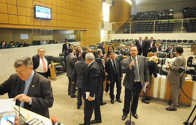 Deputados estaduais no plen�rio da Assembleia Legislativa de S�o Paulo
