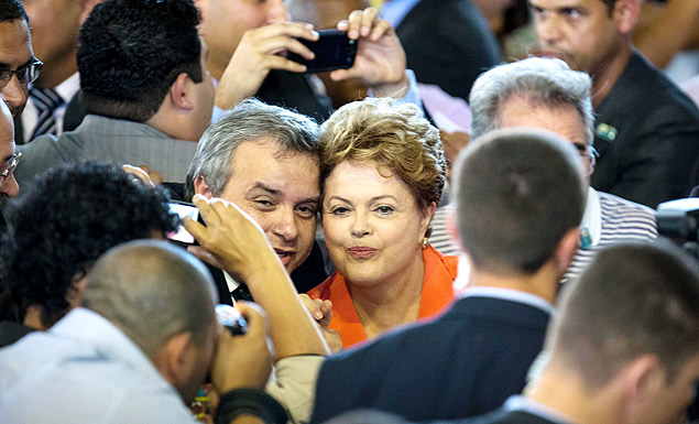 Dilma Rousseff anuncia verba federal para construo do monotrilho que vai ligar a cidade de So Gonalo a Niteroi
