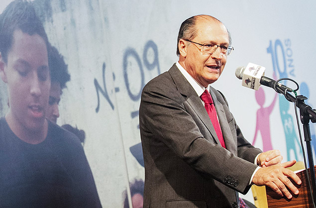 O governador Geraldo Alckmin participa do lanamento do projeto Aluno Empreendedor, que pretende beneficiar 2,2 mil alunos