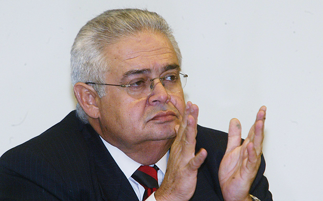 O ex-deputado federal Pedro Corra durante votao do relatrio para avaliar o seu envolvimento no mensalo