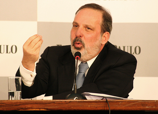 O senador Armando Monteiro Neto (PTB) minimiza a importncia de ter Lula a seu lado na disputa pelo governo de PE