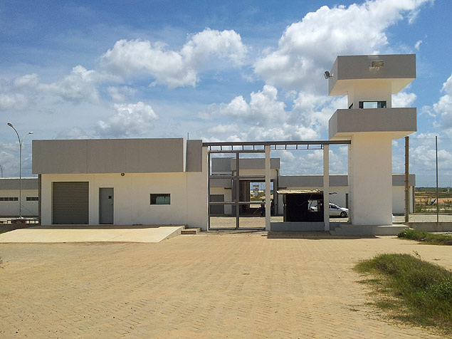 Fachada do Centro Integrado Prisional de Itaquitinga, na zona da mata de Pernambuco