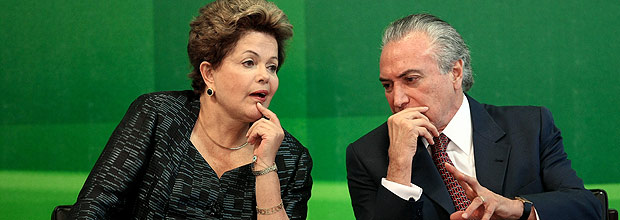Presidente Dilma Rousseff (PT) conversa com o vice-presidente, Michel Temer (PMDB)