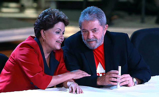 A presidente Dilma Rousseff e o ex-presidente Lula no encontro nacional do PT em 02/05/2014