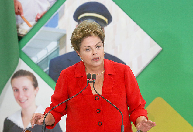 Dilma em solenidade em Braslia, na ltima quinta (15)
